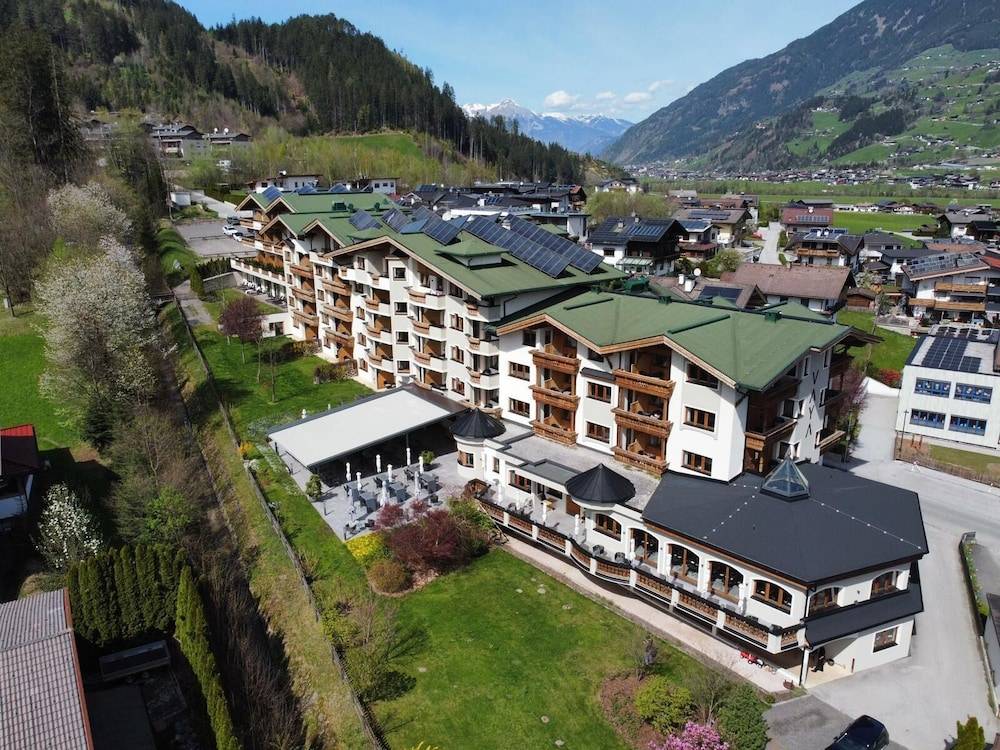 VAYA Zillertal 1