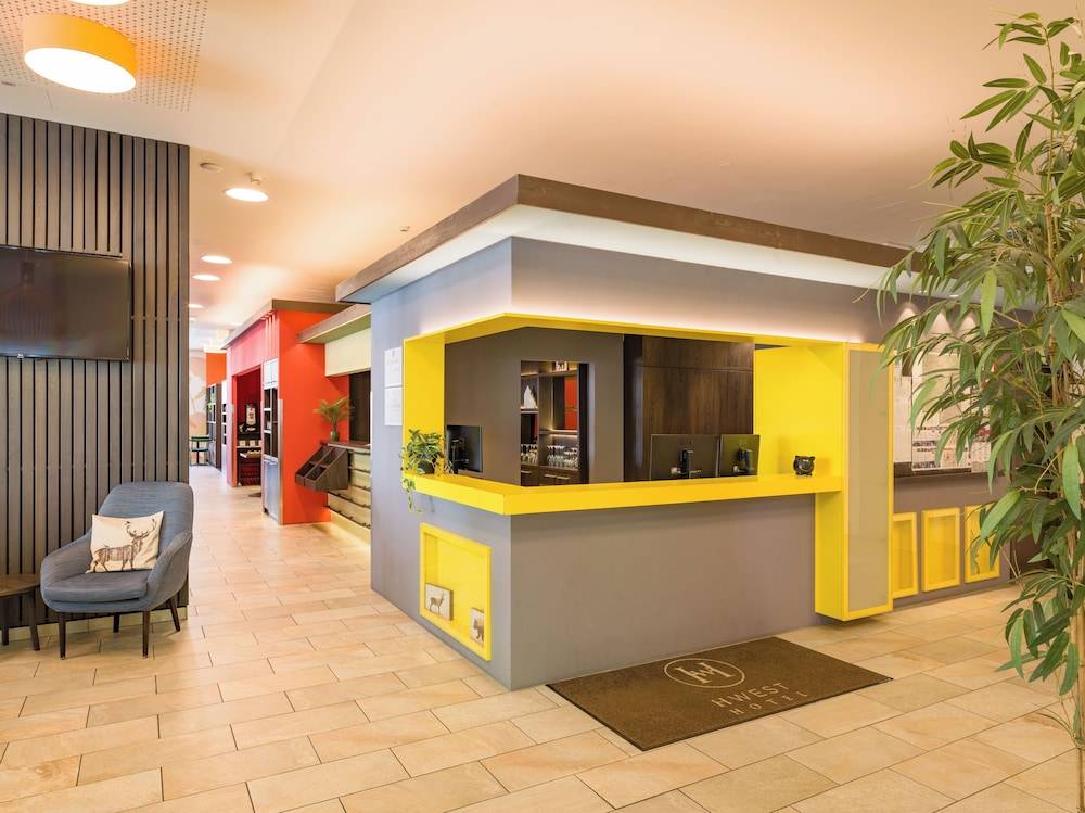 Hwest Hotel 2