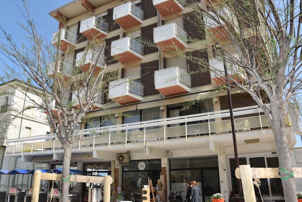 Hotel Suprem sul Mare 1