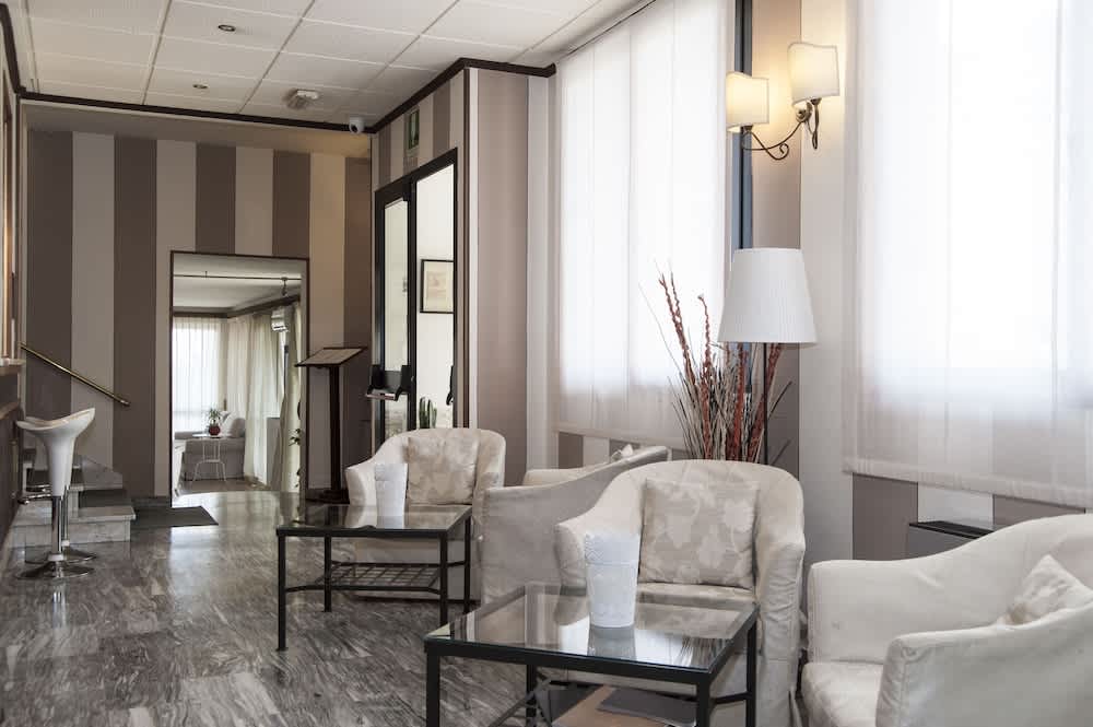 Hotel Monti 2