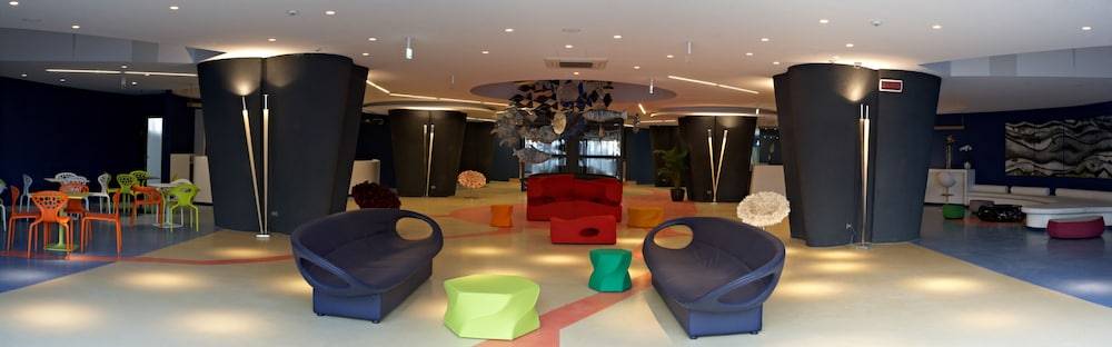 Hotel Poseidon 2