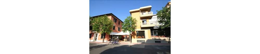 Hotel Montebello 1