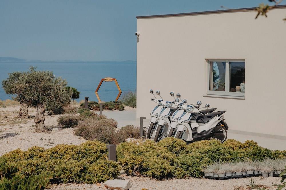 Brioni - Plant Villas, with luxury service 2