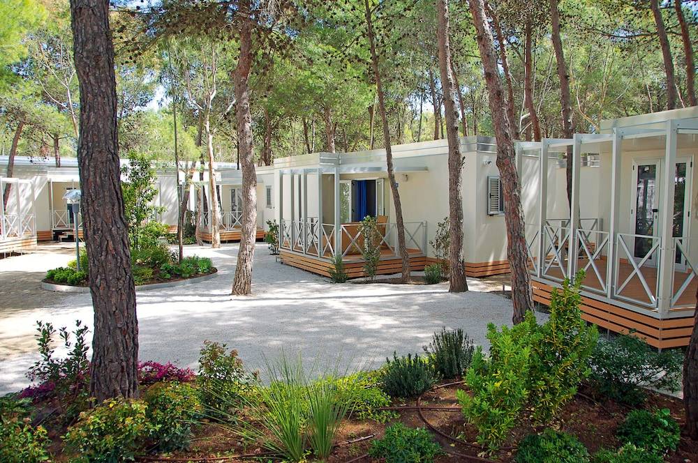 Sira Resort 1