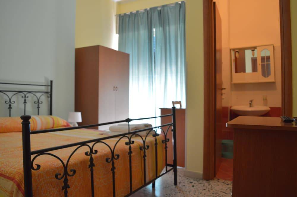 B&B Scalea Rooms 1