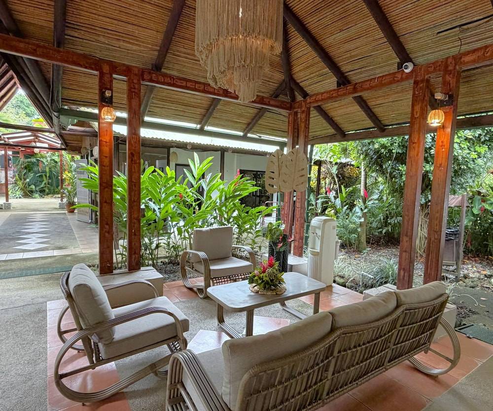 Hotel Villas Rio Mar 2
