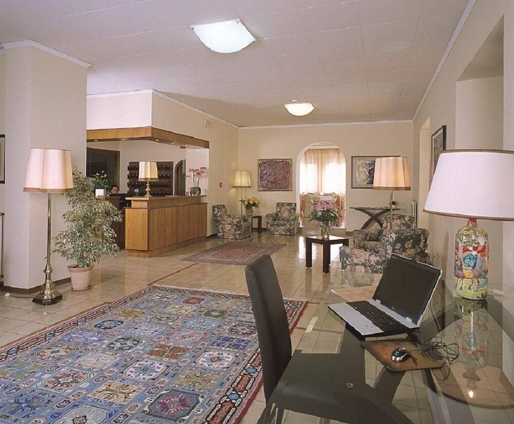 Hotel Terminus 2