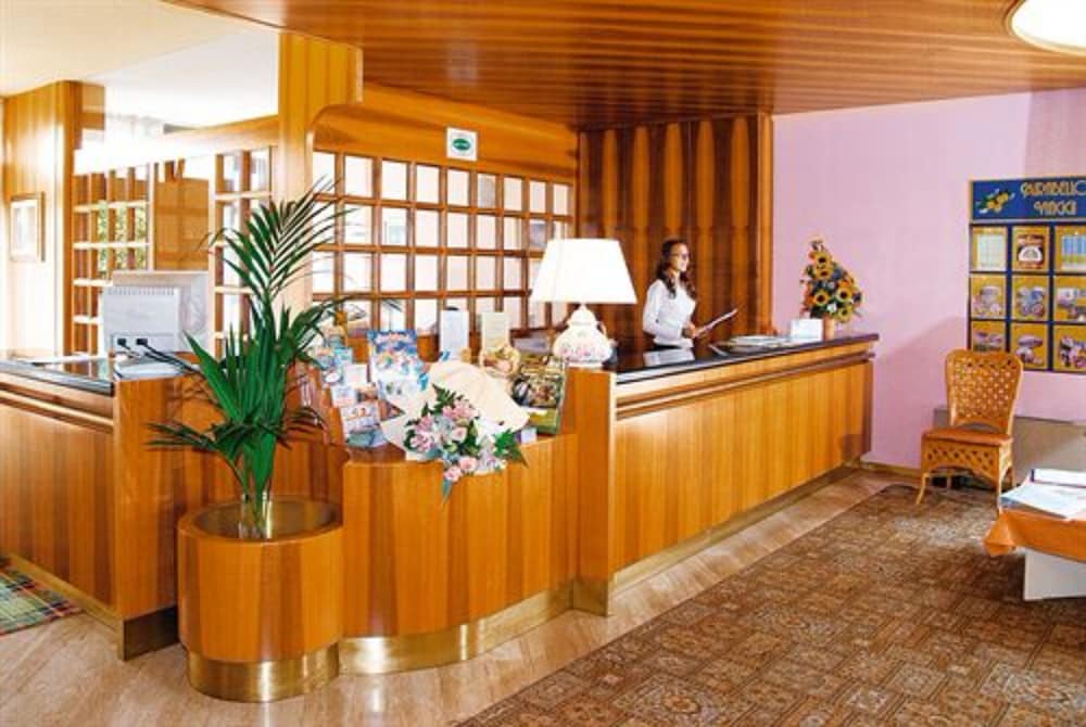 Hotel Royal 2