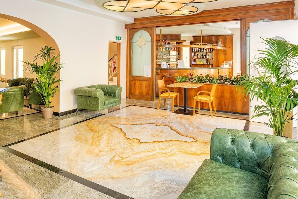 Hotel Centrale 2