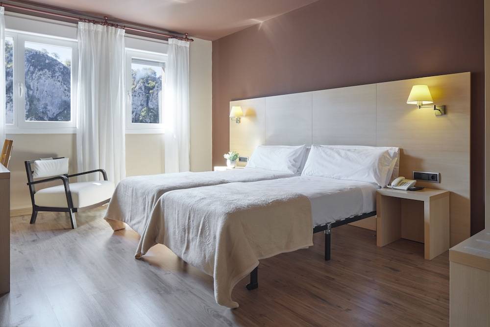 Iraipe Santuario de Arantzazu Hotel 1