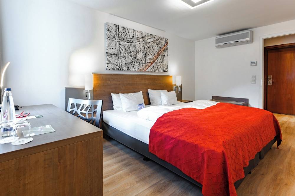 Art & Business Hotel 1