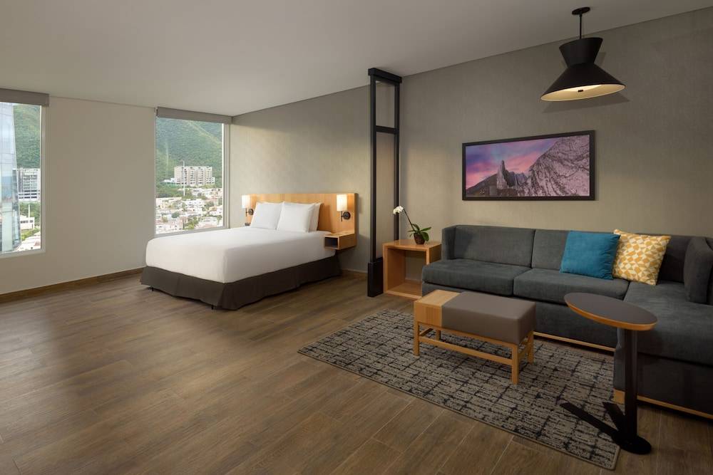 Hyatt Place Monterrey Valle 2