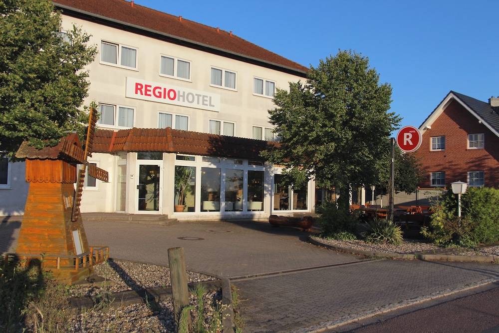 REGIOHOTEL Halle Leipzig Airport 1
