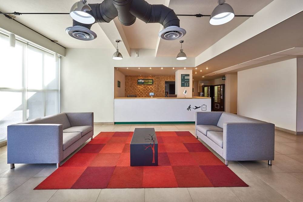 City Express Junior by Marriott Toluca Zona Industrial 1