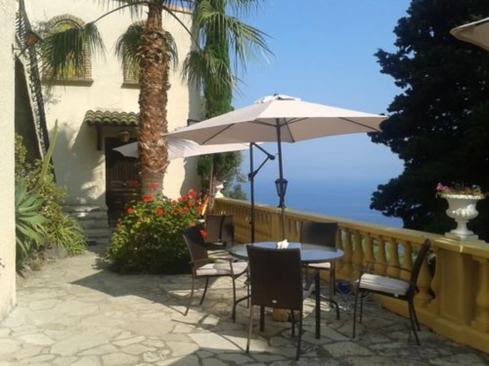 Villa Azur Cap d'Ail 1