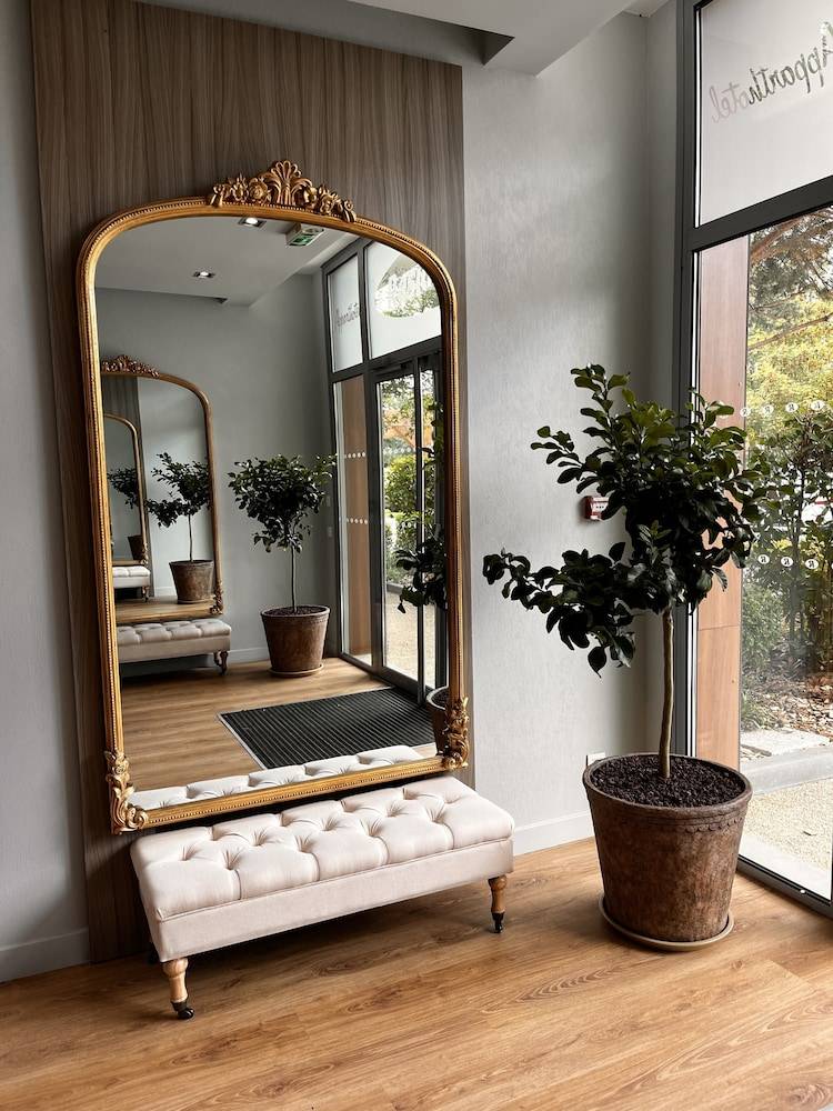 Residhome Paris-Guyancourt 2