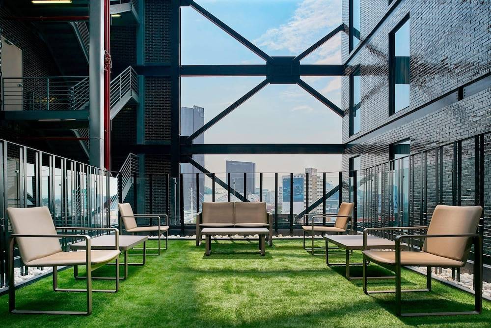 Courtyard by Marriott Mexico City Toreo 1