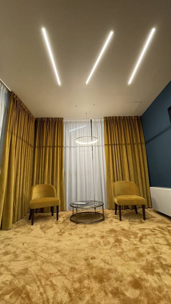 Hotel Delta 2