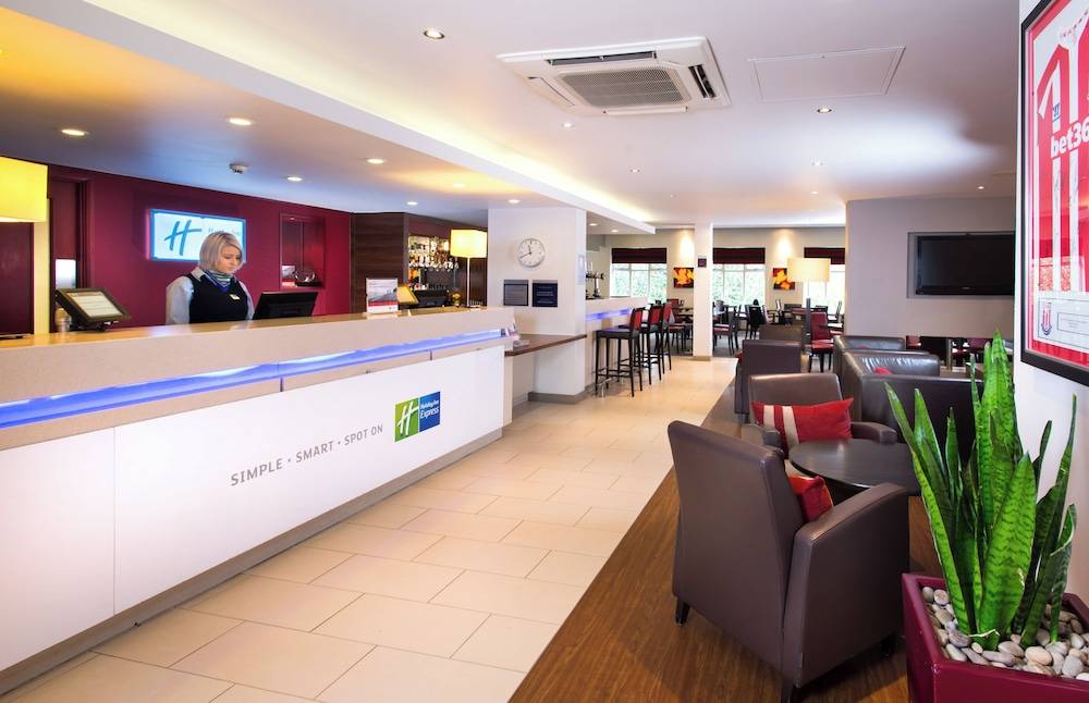 Holiday Inn Express STOKE ON TRENT by IHG 2