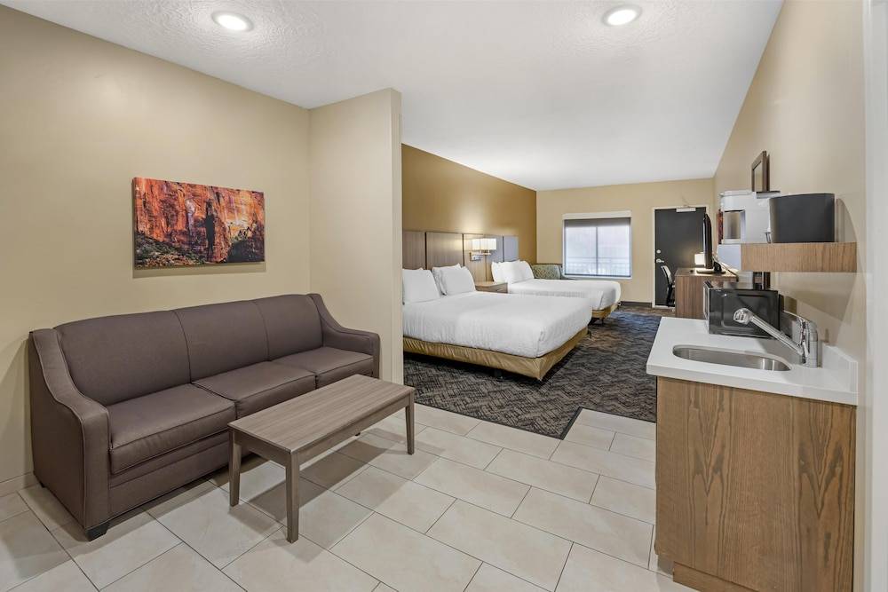 Best Western Plus Zion Canyon Inn & Suites 1