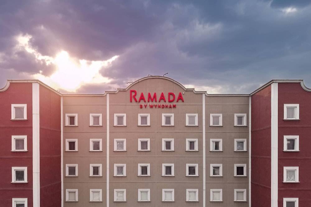 Ramada by Wyndham CDMX Perinorte 1