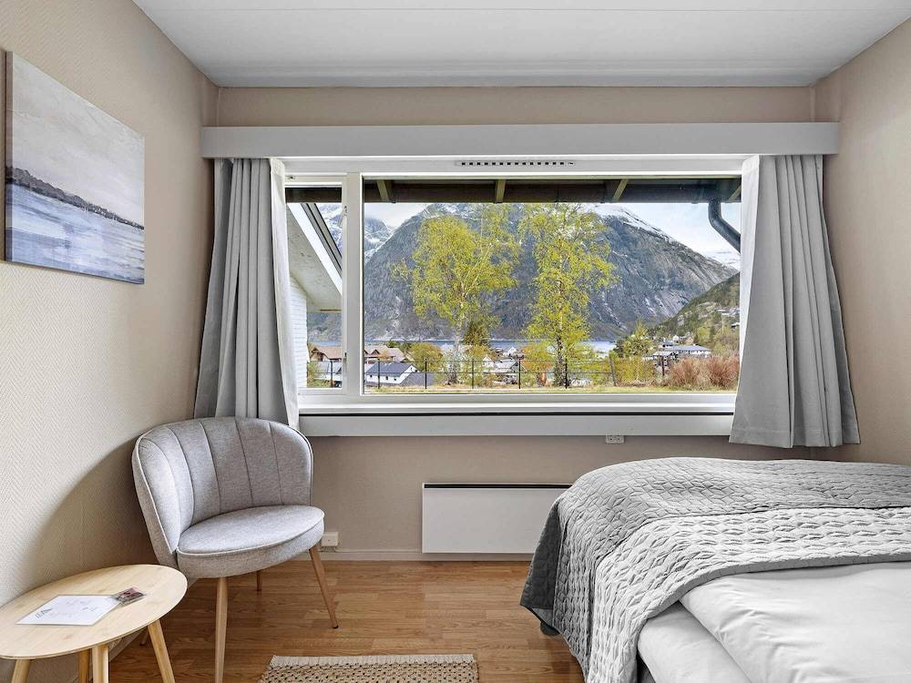 Eidfjord Hotel 2