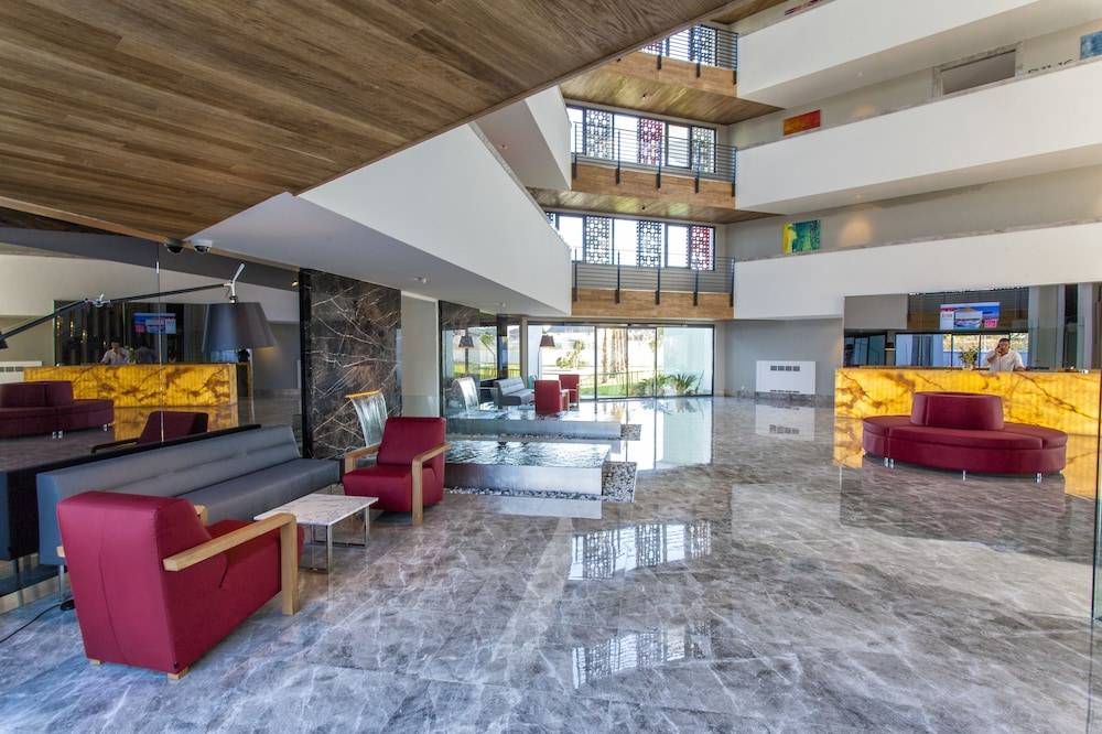 Q Spa Resort 2