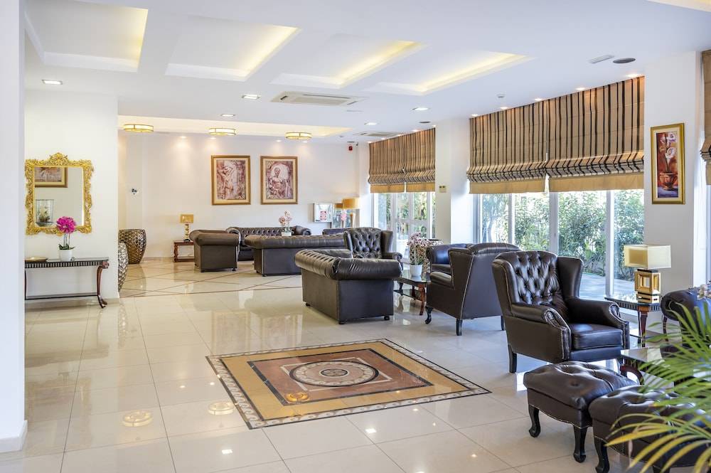 Peridis Family Resort 2