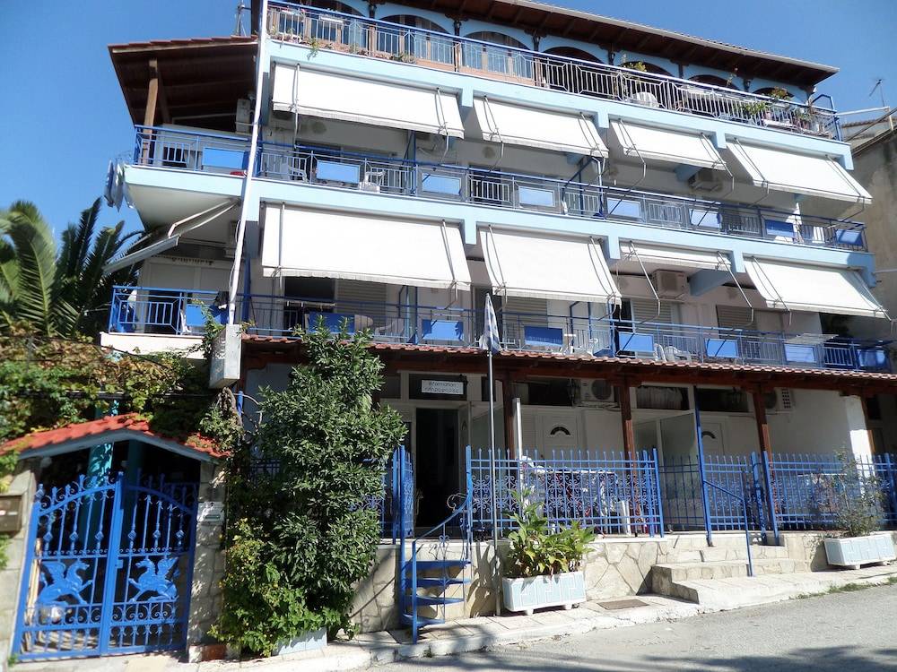 Artemis Studios & Apartments 1