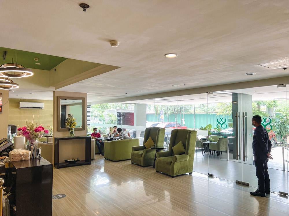 88 Courtyard Hotel 1