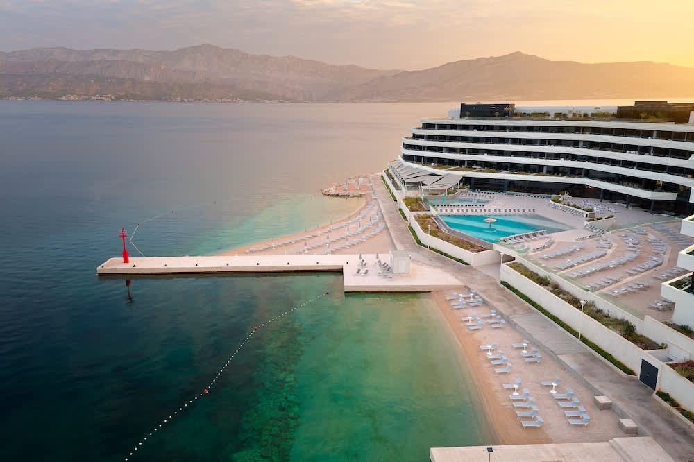 Grand Hotel View 1