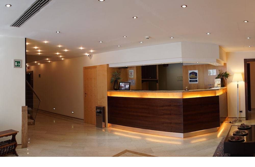 Suites & Residence Hotel 2
