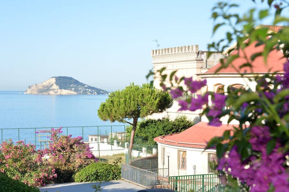 Miramare Residence 1