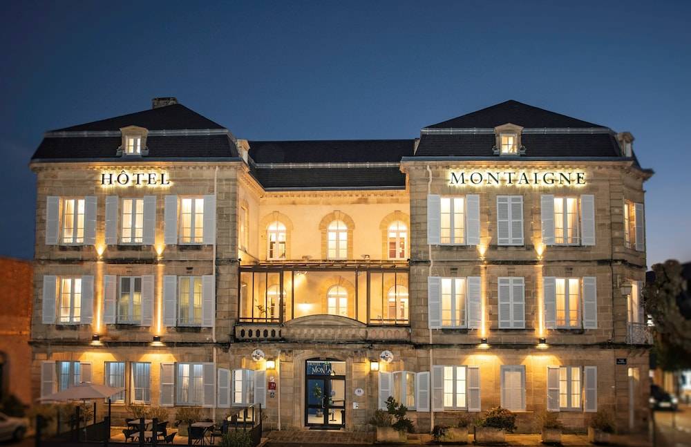 Hôtel Montaigne 1
