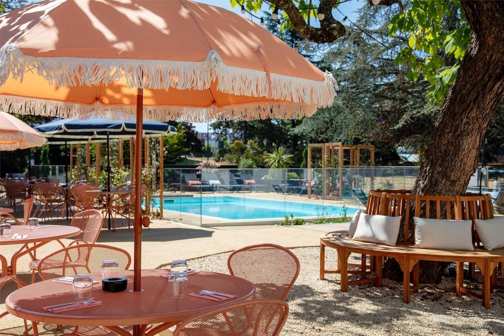 Best Western Saint-Etienne Porte du Forez 1