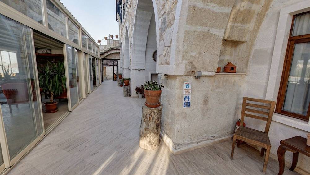 Hikmet's House 2
