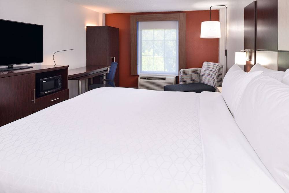 Holiday Inn Express TOWSON BALTIMORE N by IHG 2