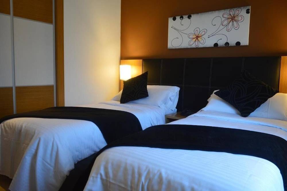 Prestige Hotel 1