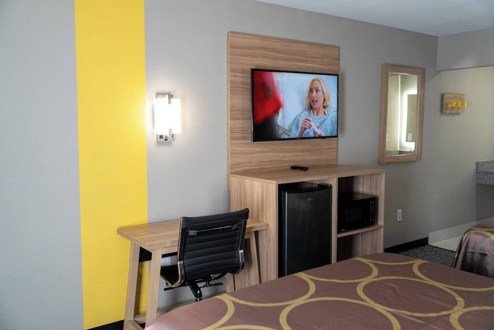 Super 8 by Wyndham Antioch/Nashville South East 1