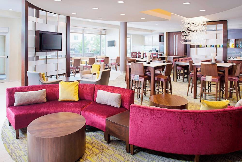SpringHill Suites by Marriott Carle Place Garden City 2