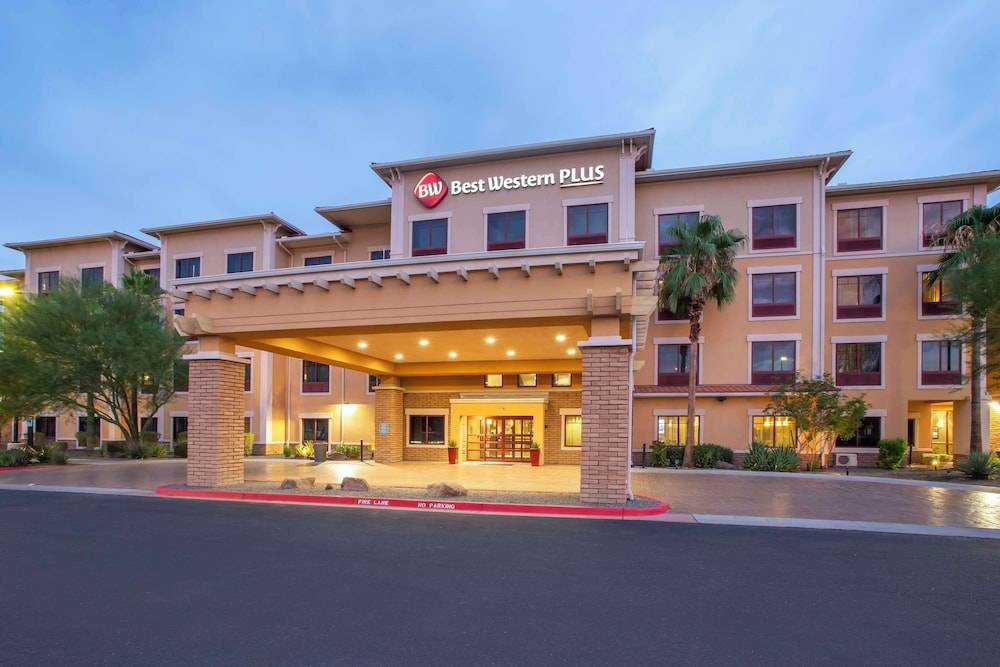 Best Western Plus Chandler Hotel & Suites 1