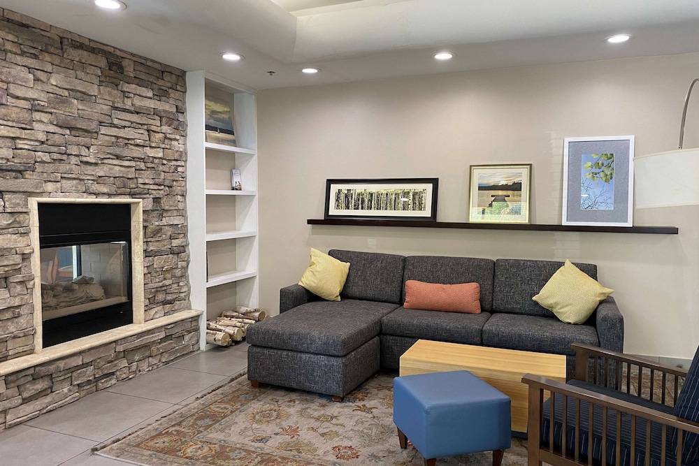 Wingate by Wyndham Chandler Phoenix 2