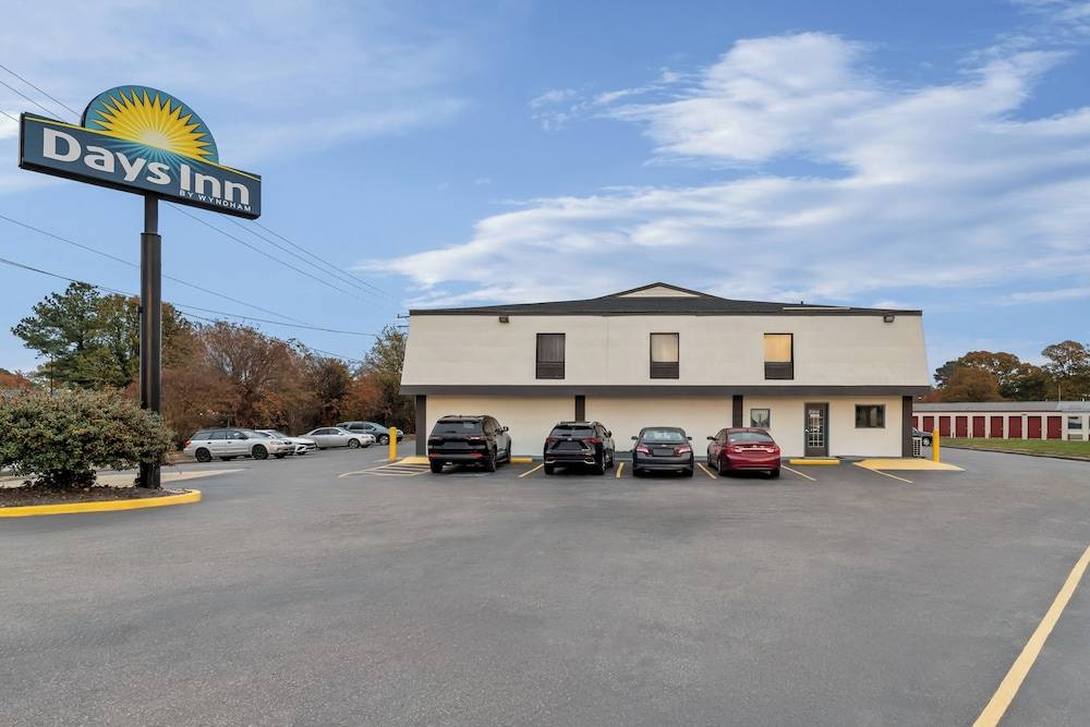 Days Inn by Wyndham Chesapeake 1