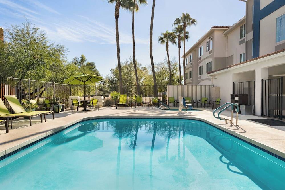 SpringHill Suites by Marriott Phoenix Chandler Fashion Center 1