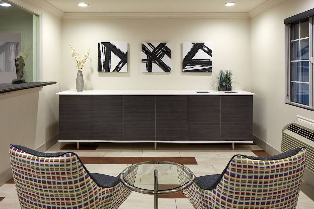 Studio Inn & Suites at Promenade Downey 2