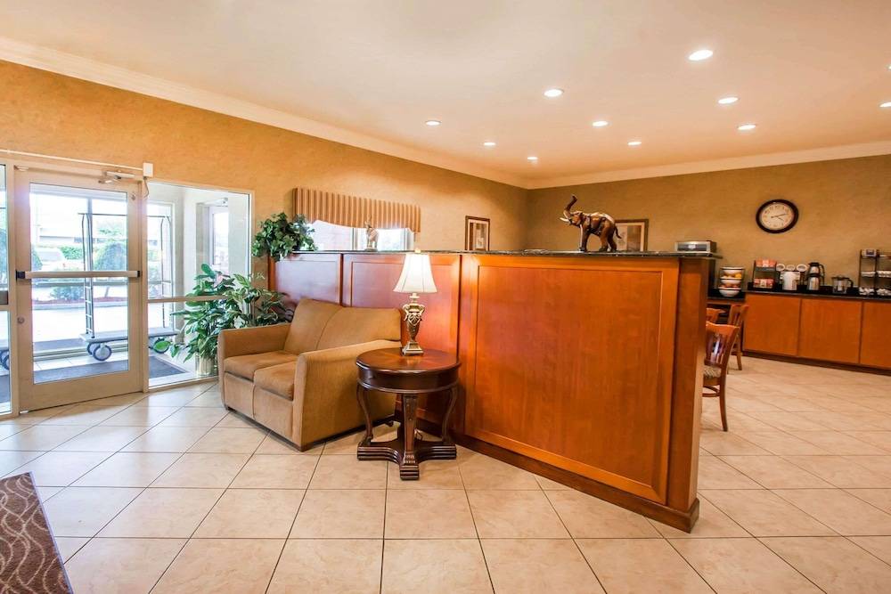 Quality Inn & Suites Germantown North 2