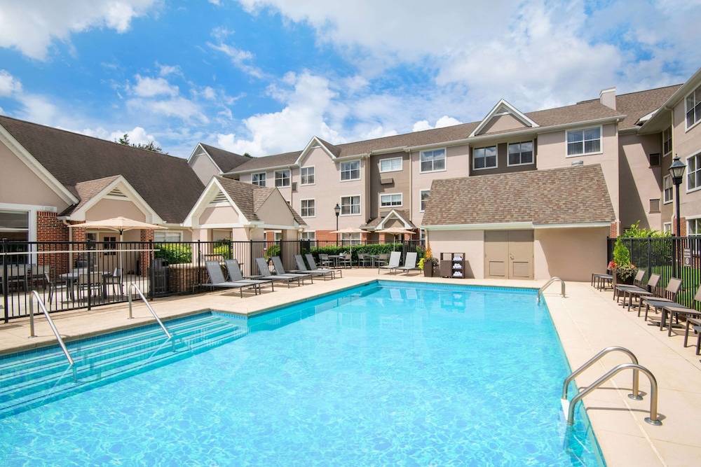 Sonesta ES Suites Atlanta Kennesaw Town Center 1