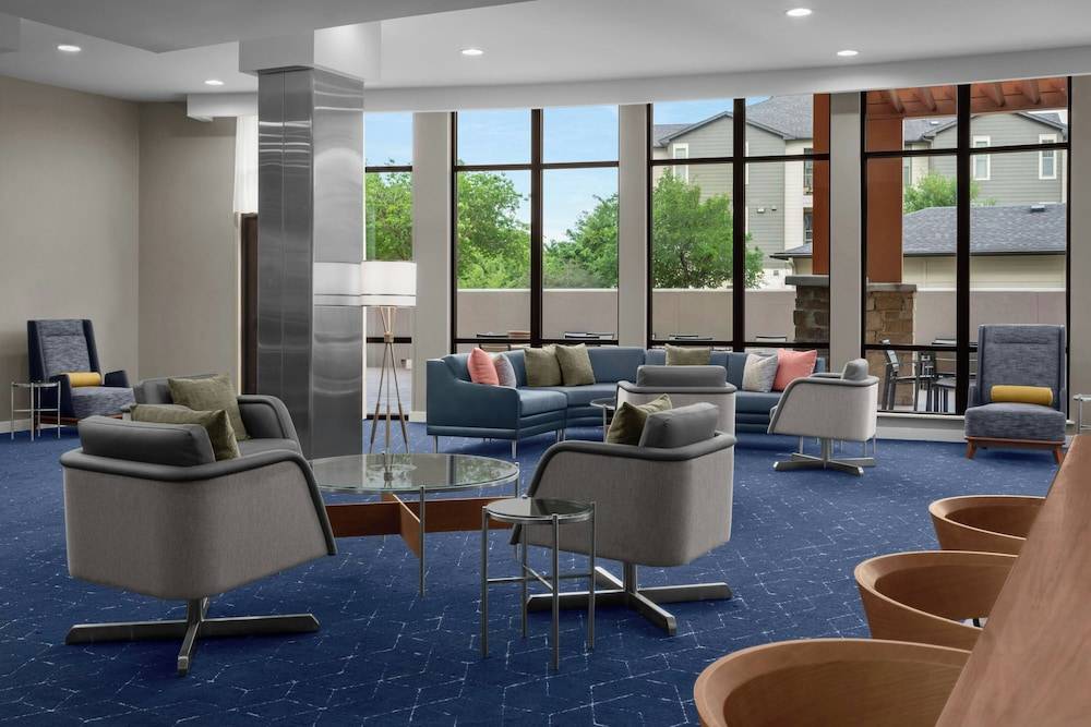 Courtyard By Marriott Houston Kingwood 2