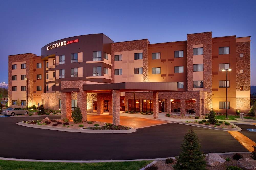 Courtyard by Marriott Lehi at Thanksgiving Point 1