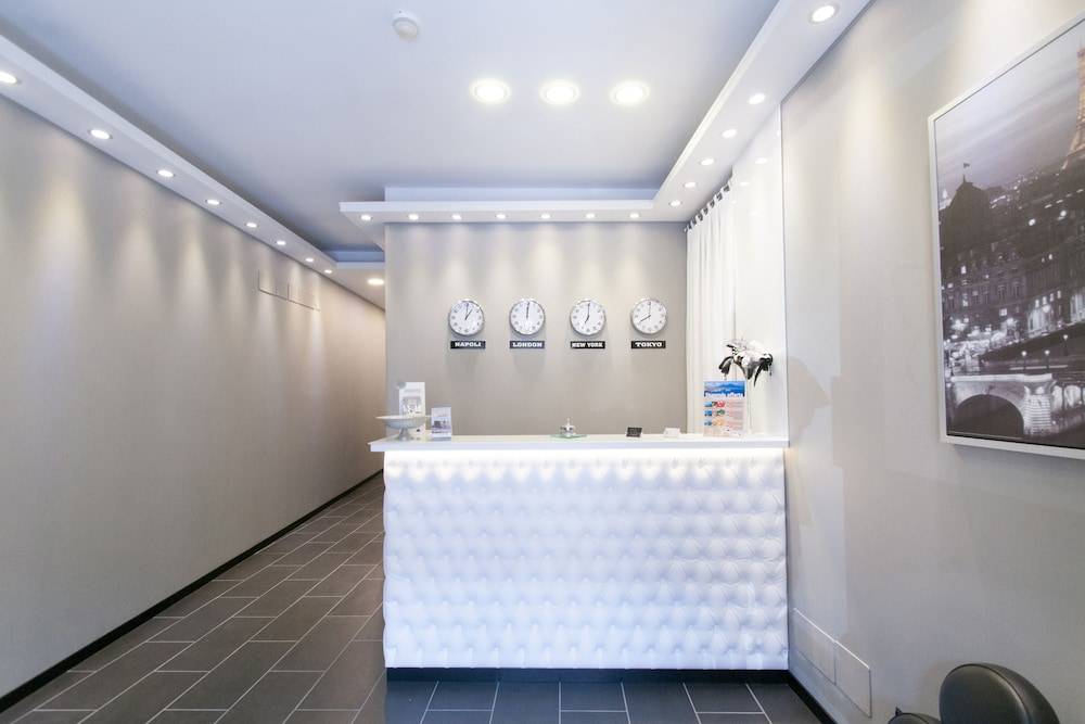 Fly Boutique Hotel 2